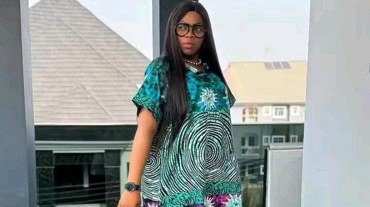 Pictures of Ankara short gowns for young and fashionable mothers