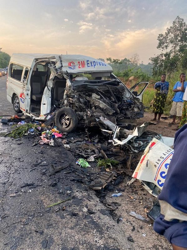 2M Express Crash Kills Three Family Members