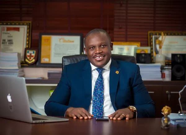 Communications Ministry orders shut down of 6 radio stations over payment obligations, others