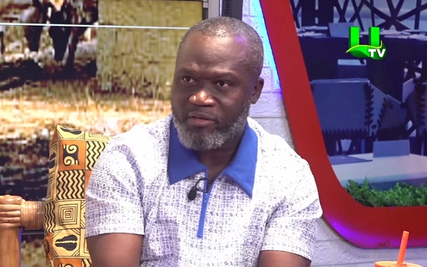 Reduce presidential entourage, appointee allowances to save costs
