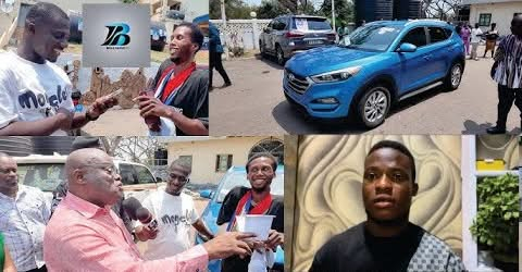 A physicallly challenged student of UCC has been gifted a Car and sum of 20K by a Ghanaian business man Yesu Dea VIP Buses owner.