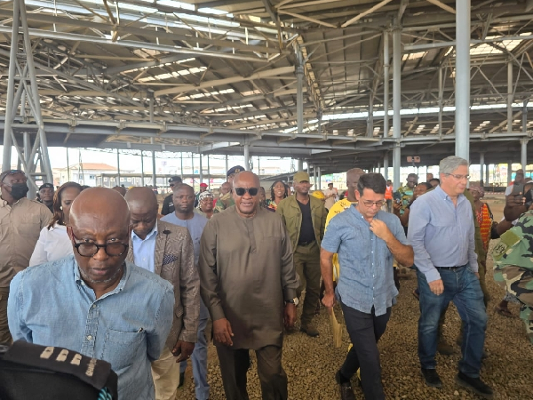 President Mahama pledges to complete stalled Takoradi Market Circle project