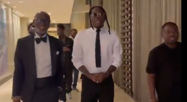 Stonebwoy spotted with Gabby Otchere-Darko at Africa Prosperity Champions Awards