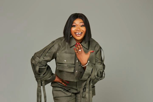 Ellah releases captivating video for ‘Kolom’