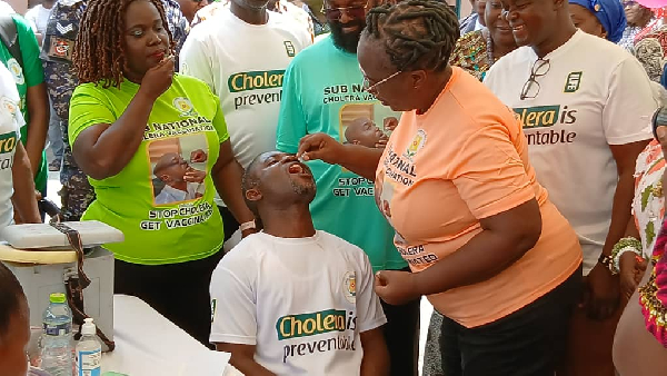 Minister of Health takes cholera vaccine to dispel myths