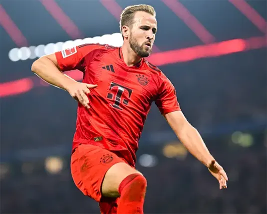 Kane Double Sends Bayern Nine Points Clear