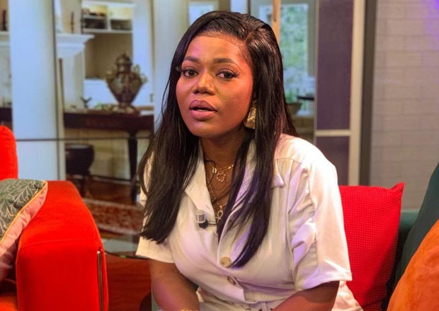 Mzbel Drags Sonnie Badu Over $300 Debt