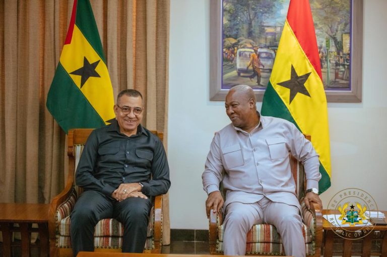 President Mahama holds bilateral discussions with São Tomé counterpart