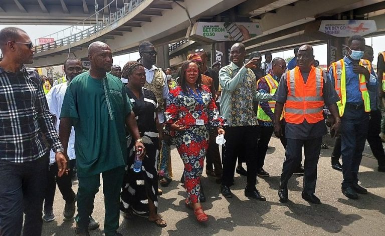 GAR Minister assesses sanitation at major markets in Accra …outlines plans for improvement