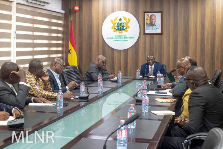 New Lands Minister engages management and staff to outline his vision  