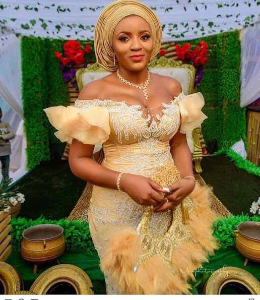 Stylish Ways To Rock Your Lace Fabric As A Married Woman.