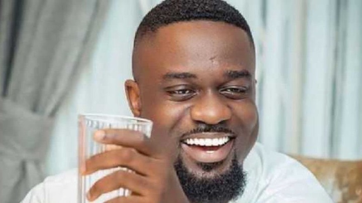 I’m not stingy people just don’t like my response when they ask for money” – Sarkodie
