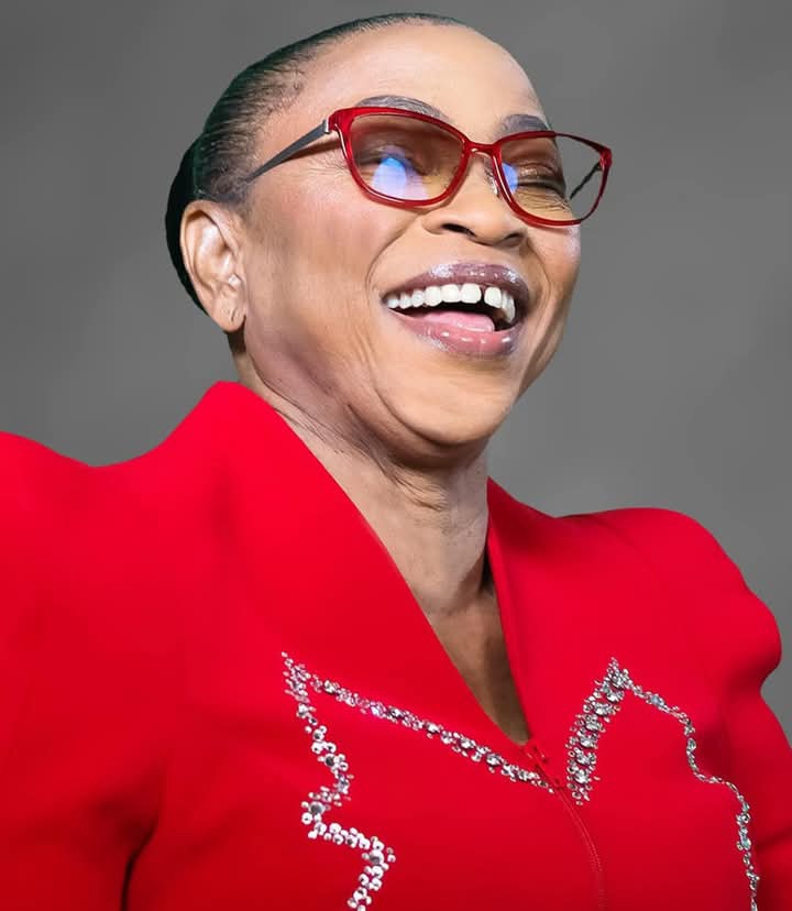 Nigerian Billionaire Reportedly Goes Blind After Fatal Accident