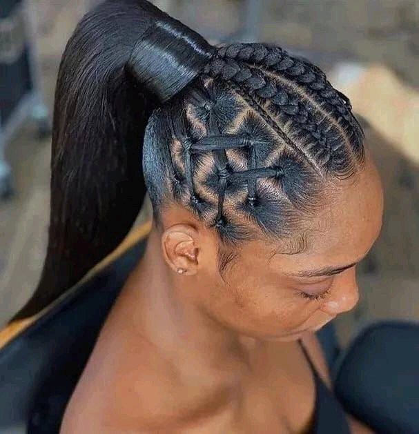 Lovely Hairstyles Accessorized With Rubber bands You Can Recreate