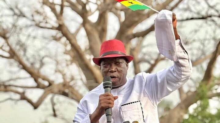 Dancing Minister Throws Cash While Crowds Cheer His Return Home