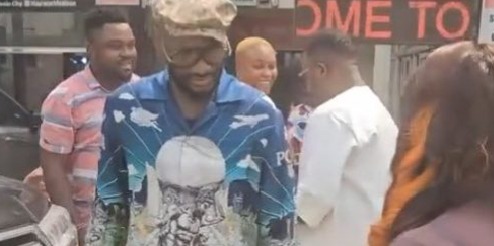 2Baba Spotted Shopping With New Lover Natasha After Being Declared Missing By Family [VIDEO]