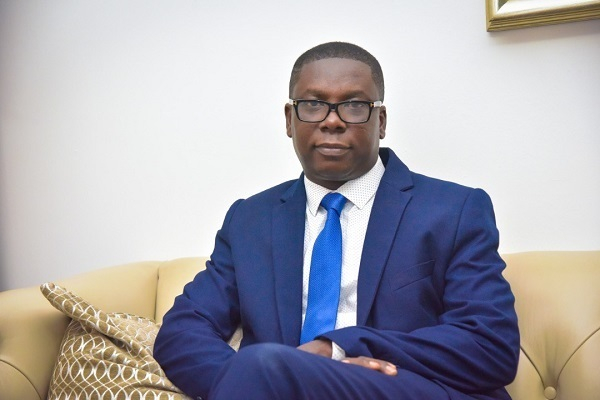 Mahama running a bloated gov’t expenditure than Akufo-Addo