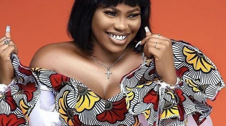Stunning Ankara-inspired short gown styles