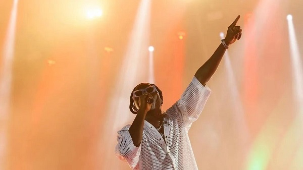 Stonebwoy’s UK concert was funded solely by him – Manager confirms