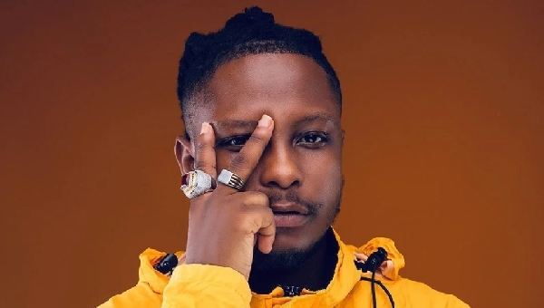 Why most Ghanaian artistes sound Nigerian