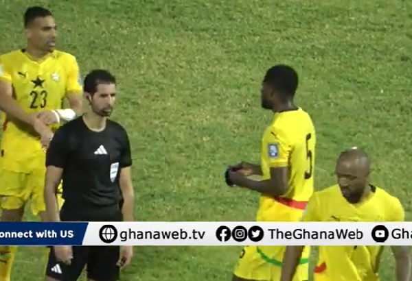 Watch how Alexander Djiku rejected captain's armband twice in Black Stars win over Chad