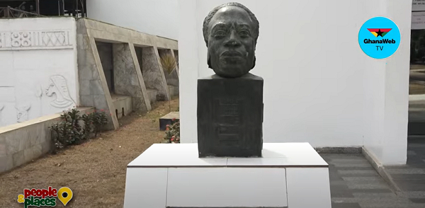 The severed head of Nkrumah’s statue and the woman who kept it for 43 years before returning it
