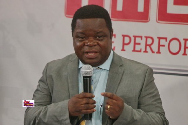 Revisit Free SHS, other educational freebies