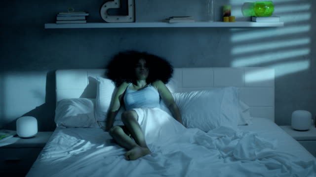 7 decisions you should never make after 9pm, according to psychology