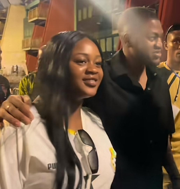 Watch how Sharaf Mahama and his sister arrived for the Ghana vs Chad game