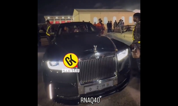 Watch the spectacular arrival of East Legon Executive Club members for Richard Nii-Armah Quaye’s birthday