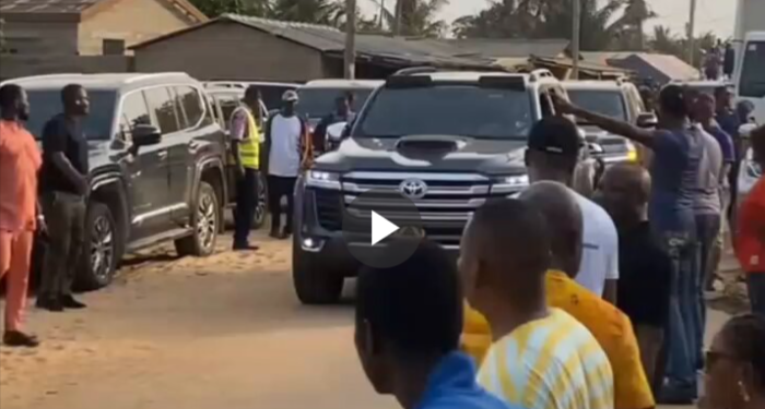 Video – Ibrahim Mahama drives President Mahama during a visit to the affected Tidal wave area