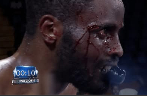 Watch how Azumah Nelson’s son was beaten mercilessly in a boxing bout