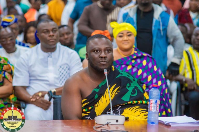 Ashanti Regional Minister vows to tackle rampant streetlight theft