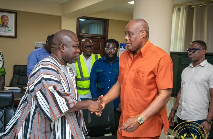 Tidal Wave: Regional Minister engages Ghana Gas Officials on stalled housing project