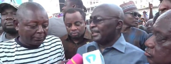 Bawumia Donates To Adum Fire Victims