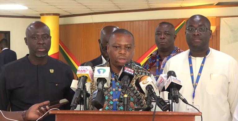 Minority slams Majority over poor attendance in Parliament