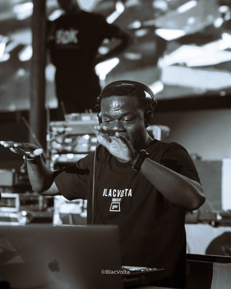 Master Que sets the record straight