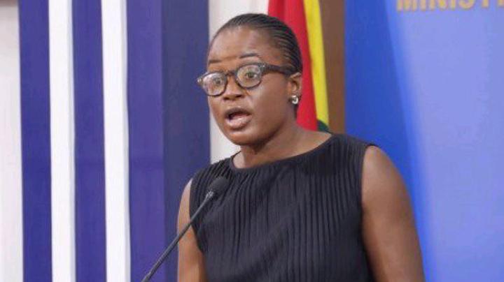 Leaked: Nana Addo’s Daughter Does The Unexpected In Her Office