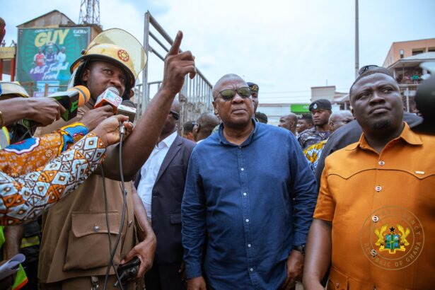President Mahama visits Adum fire victims
