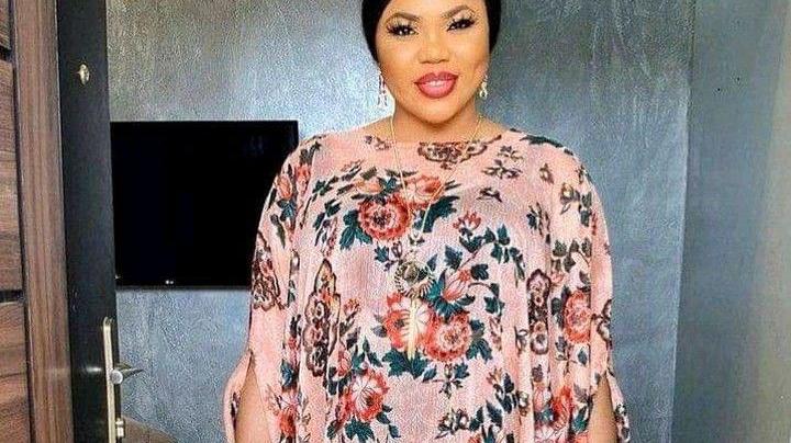 Bubu Gown Styles for Vintage Material