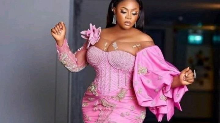 Long Flare lace gown that stand out as timeless and sophisticated option for Aso-ebi dress