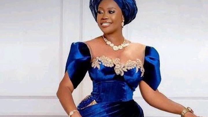 How to Create an Elegant Look by Blending Velvet and Ankara