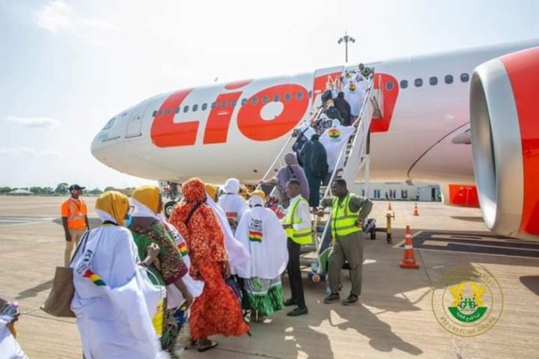 Mahama announces plans to airlift 5,000 Ghanaian pilgrims for Hajj