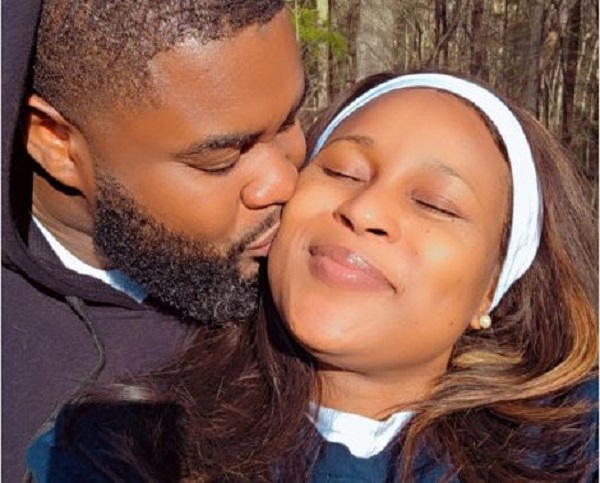 Berla Mundi shares romantic photo with husband as she turns 38