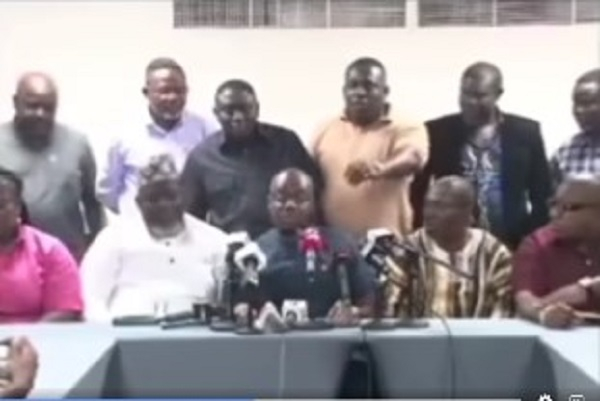 Watch video of NPP national executives pushing off microphone of media house