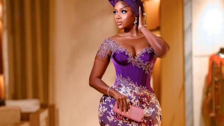 Stunning Asoebi Styles That Will Turn Heads at Any Event