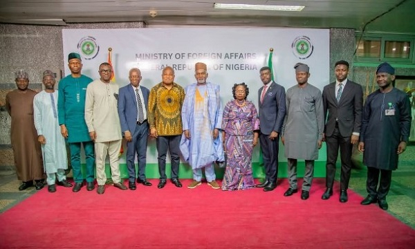 Ghana’s foreign minister pays a working visit to Nigeria