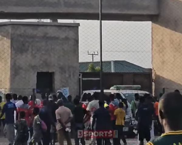 Watch as chaos erupts during Attram De Visser vs Hohoe United clash