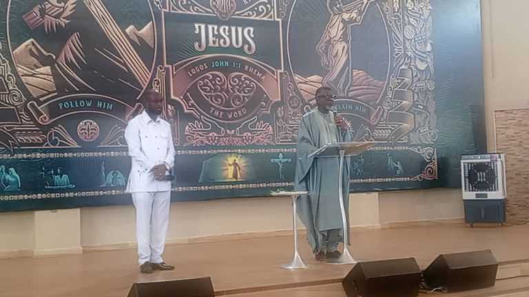 Dr Mensah Otabil warns against idolizing Pastors, anointing oil, and altars