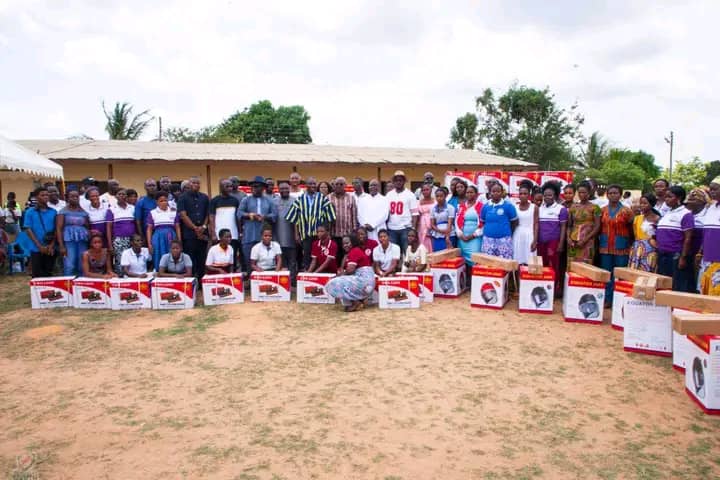 Massive crowd receive Minority leader at Tsiame 